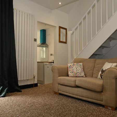 チャタムCozy Lutonアパートメント エクステリア 写真